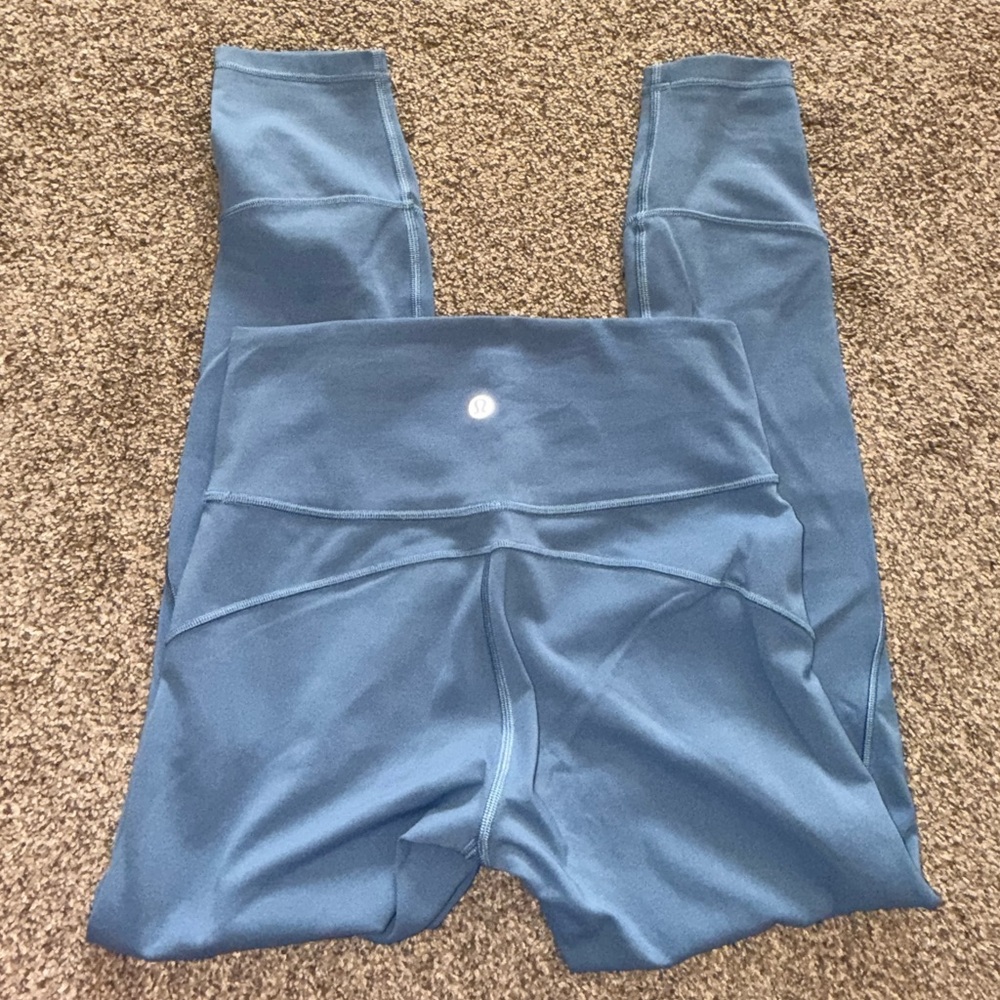 Lululemon In Movement Tight 25" *Everlux
